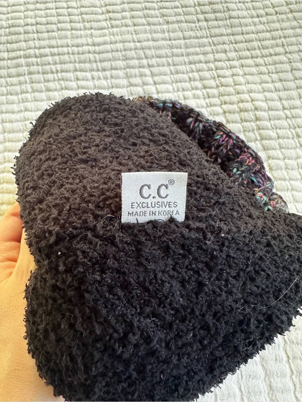 CC Fleece-Lined Warm Cozy Black Multicolor Cable Knit Pom Beanie